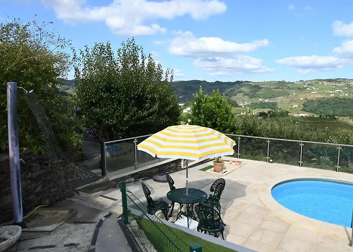 King's House Douro Valley * Sedielos