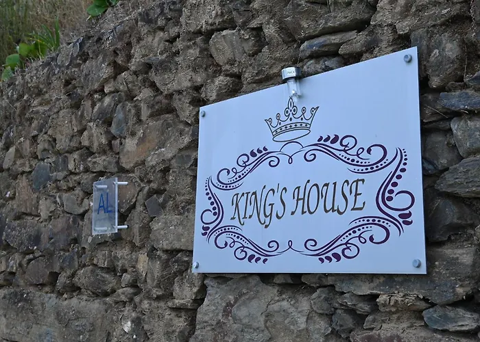 King's House Douro Valley Hébergement de vacances *