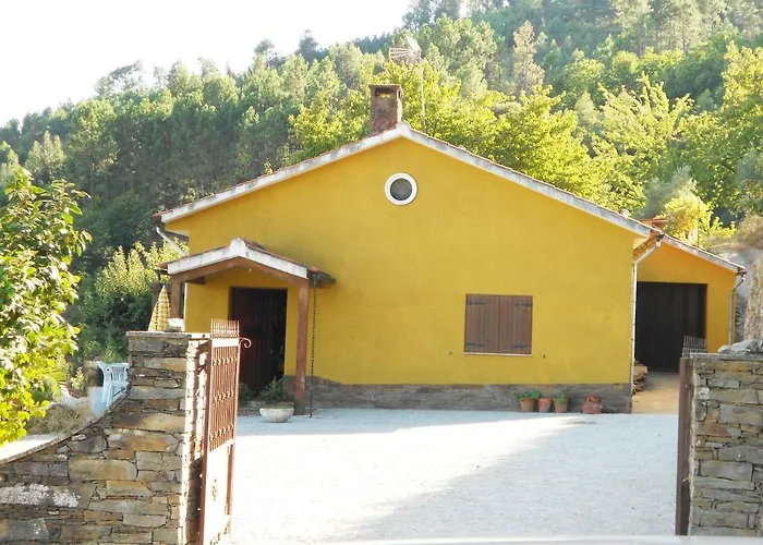 King's House Douro Valley Hébergement de vacances *